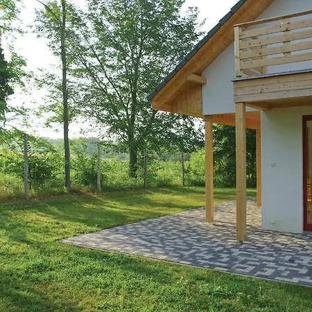 Two-bedroom Holiday In * Szolad